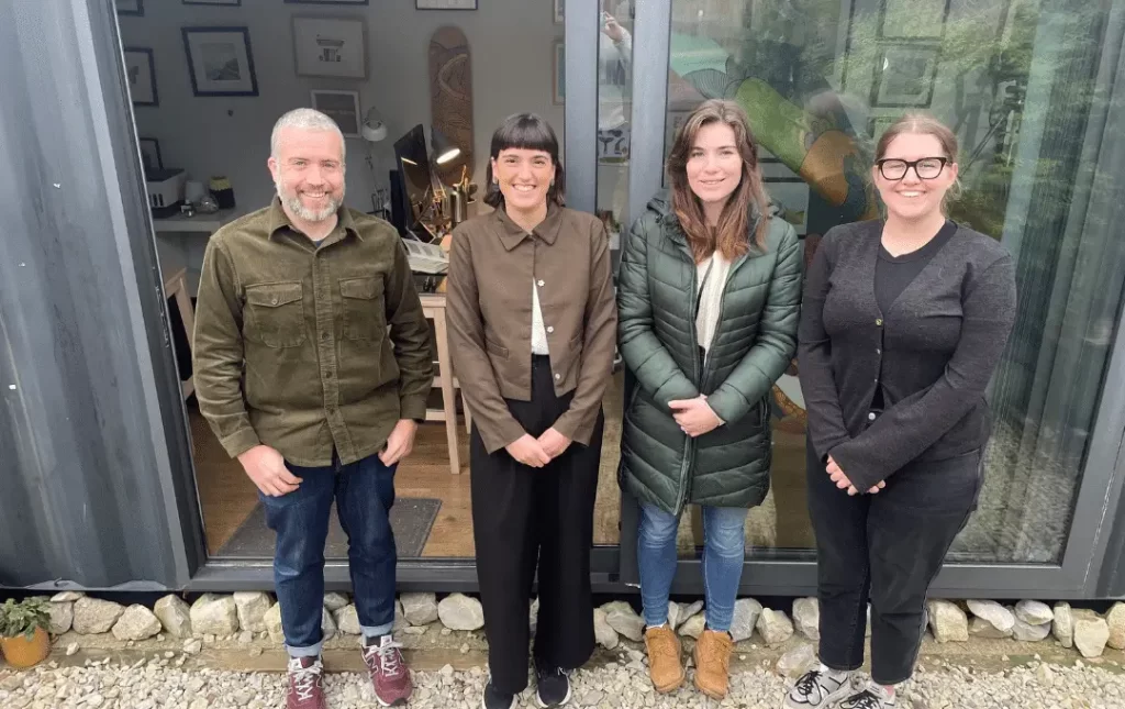 ESG Committee visits sculpture artist